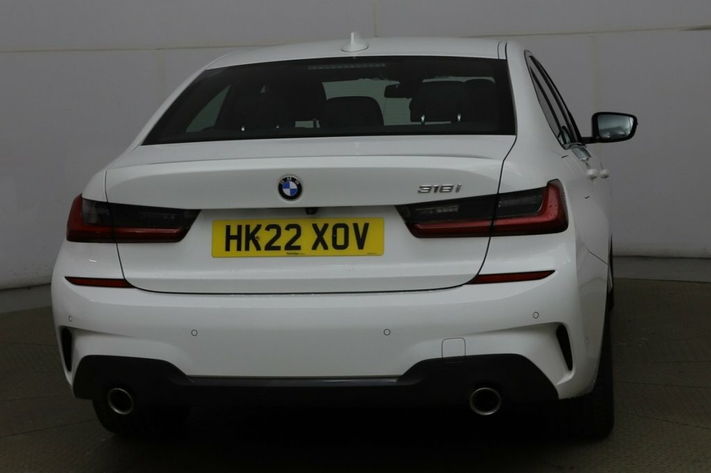 BMW 3 Series 2L M Sport HK22XOV White #6