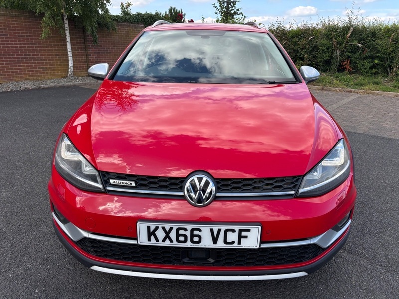 Volkswagen Golf Alltrack Tdi Bluemotion Tech 4Motion Red #4