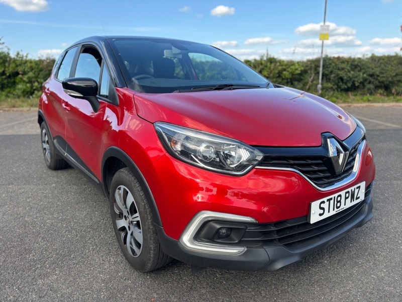 Renault Captur Play Tce ST18PWZ Red #4
