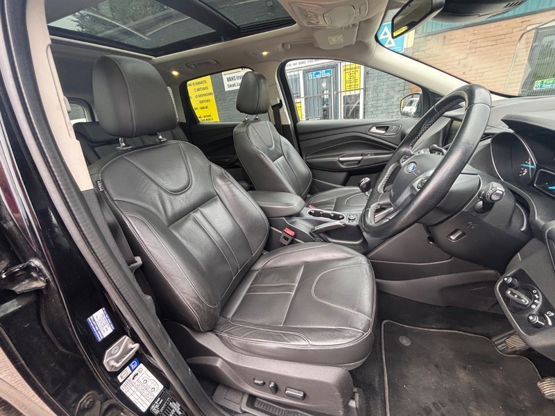 Ford Kuga Black #3