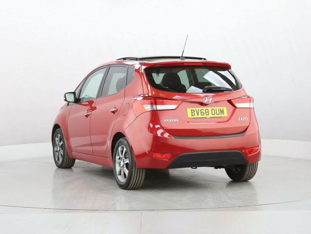 Hyundai Ix20 1.6L Premium Nav Red #6