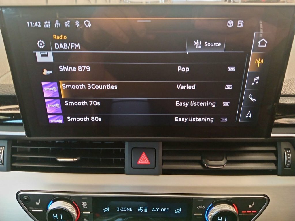 Audi A4 2L S Line GV24CVN Blue #5