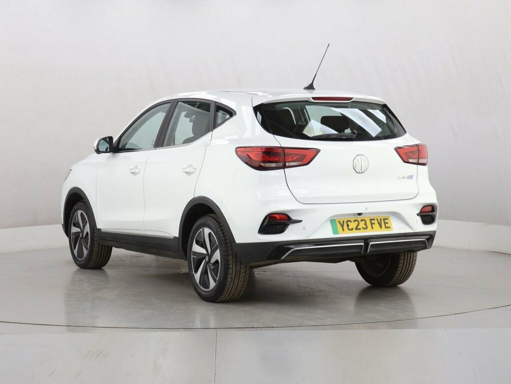 MG ZS Suv YC23FVE White #5
