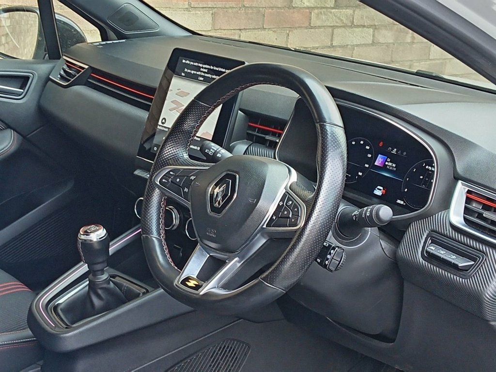 Renault Clio 1L Rs Line WN73VCT White #4