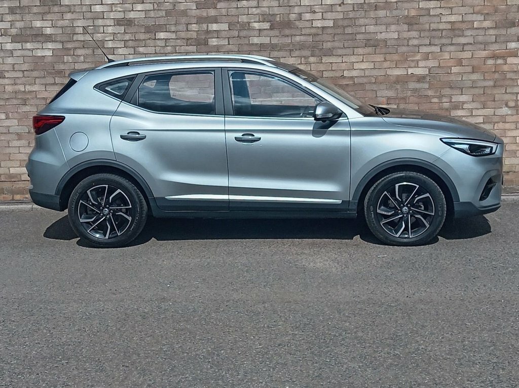 MG ZS 1L Exclusive Silver #3