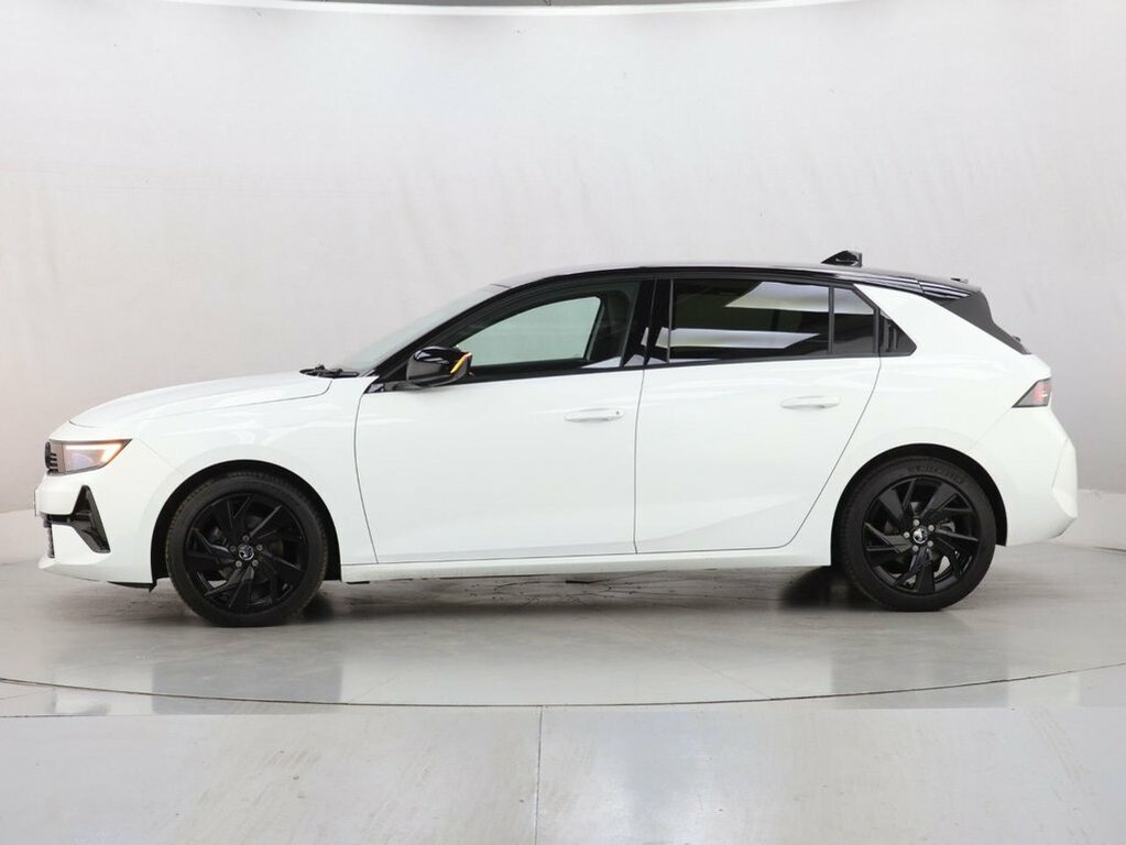 Vauxhall Astra 1.2L Gs MV24UUD White #4