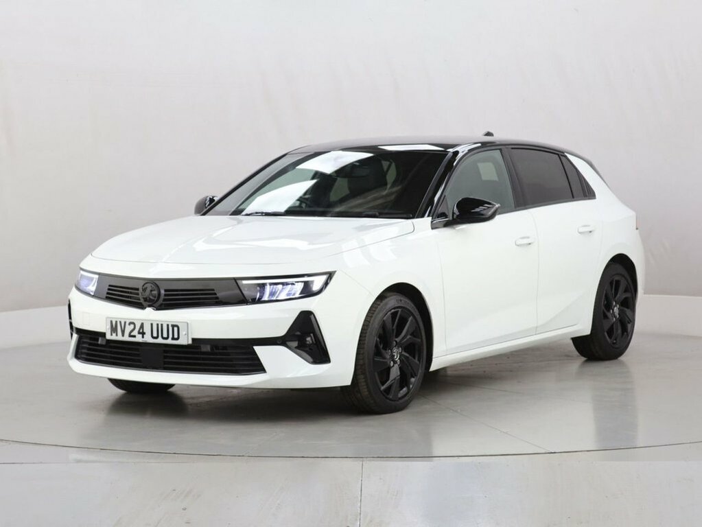 Vauxhall Astra 1.2L Gs MV24UUD White #3