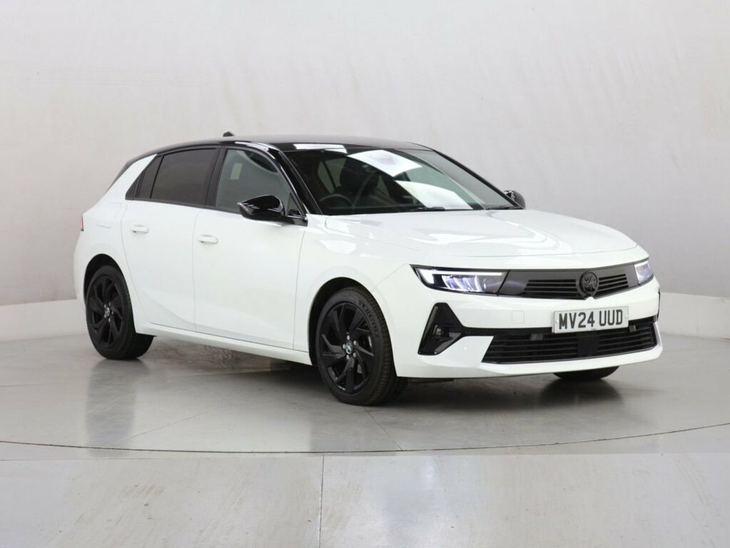 Vauxhall Astra 1.2L Gs MV24UUD White