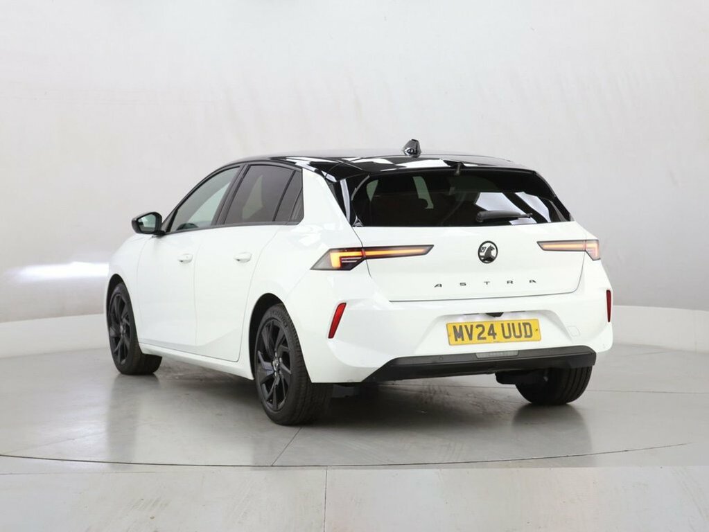 Vauxhall Astra 1.2L Gs MV24UUD White #5