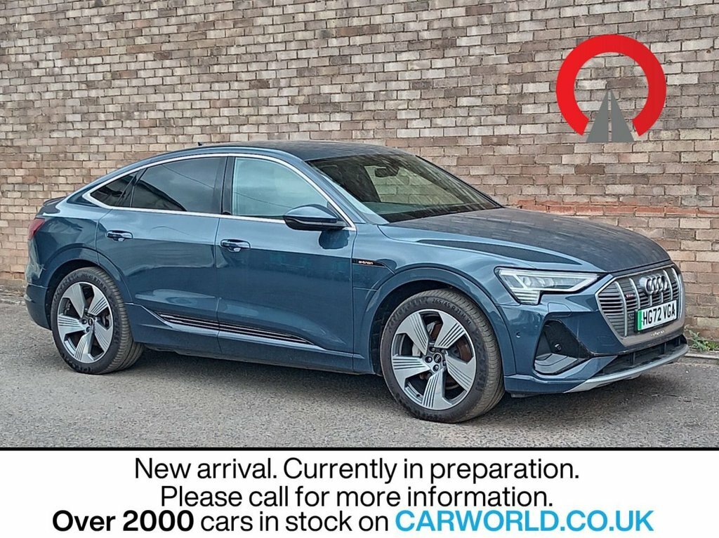 Audi E-tron Suv HG72VGA Blue