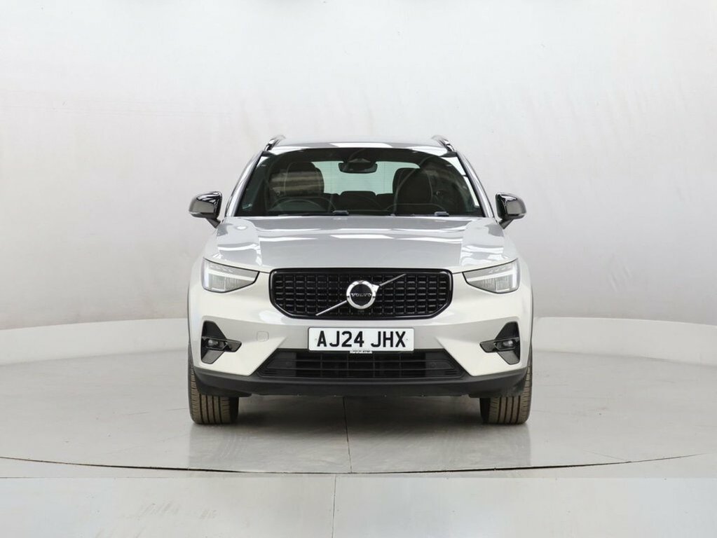 Volvo XC40 2L Plus Dark AJ24JHX Silver #3