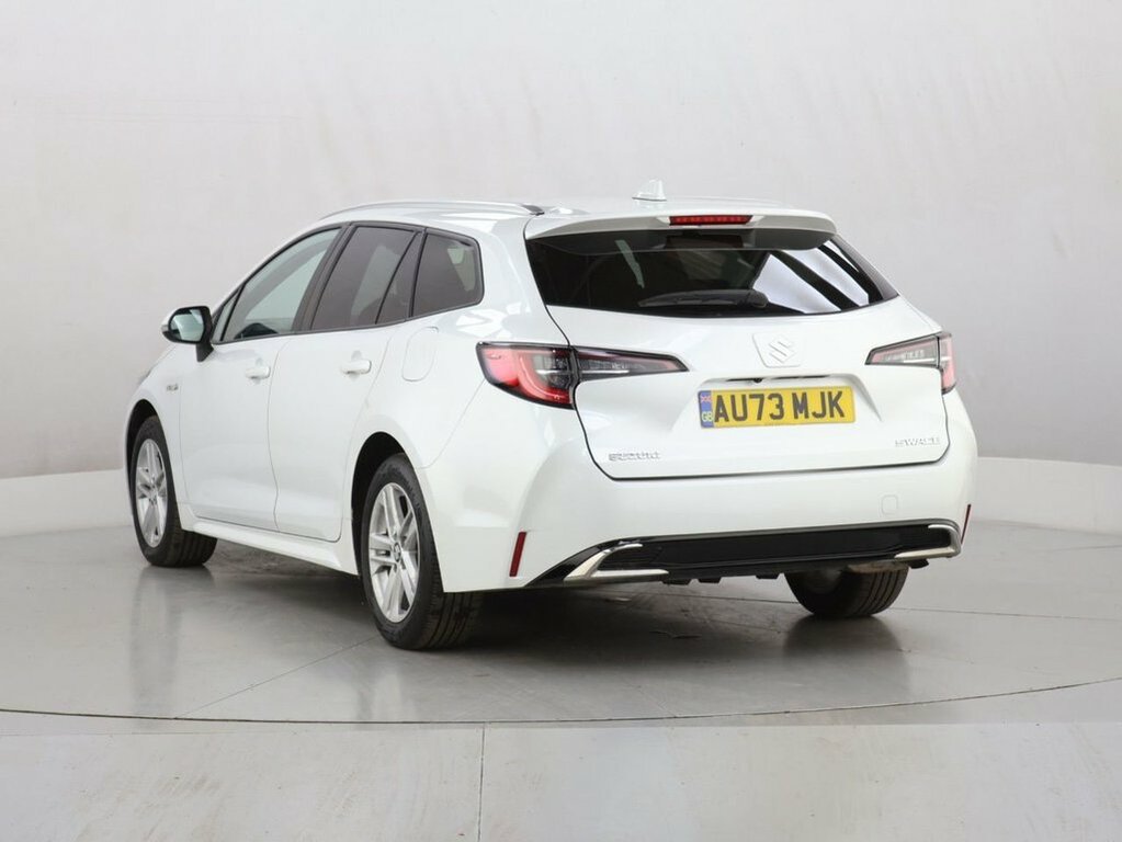 Suzuki Swace 1.8L Motion White #6