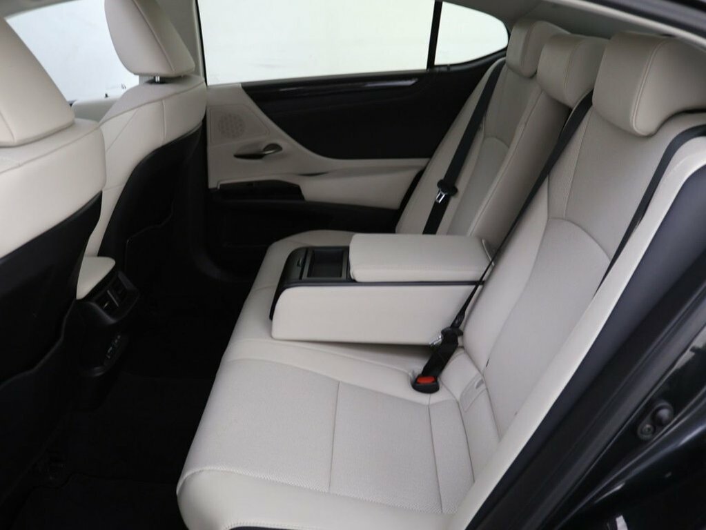 Lexus ES 2.5L Null Black #18