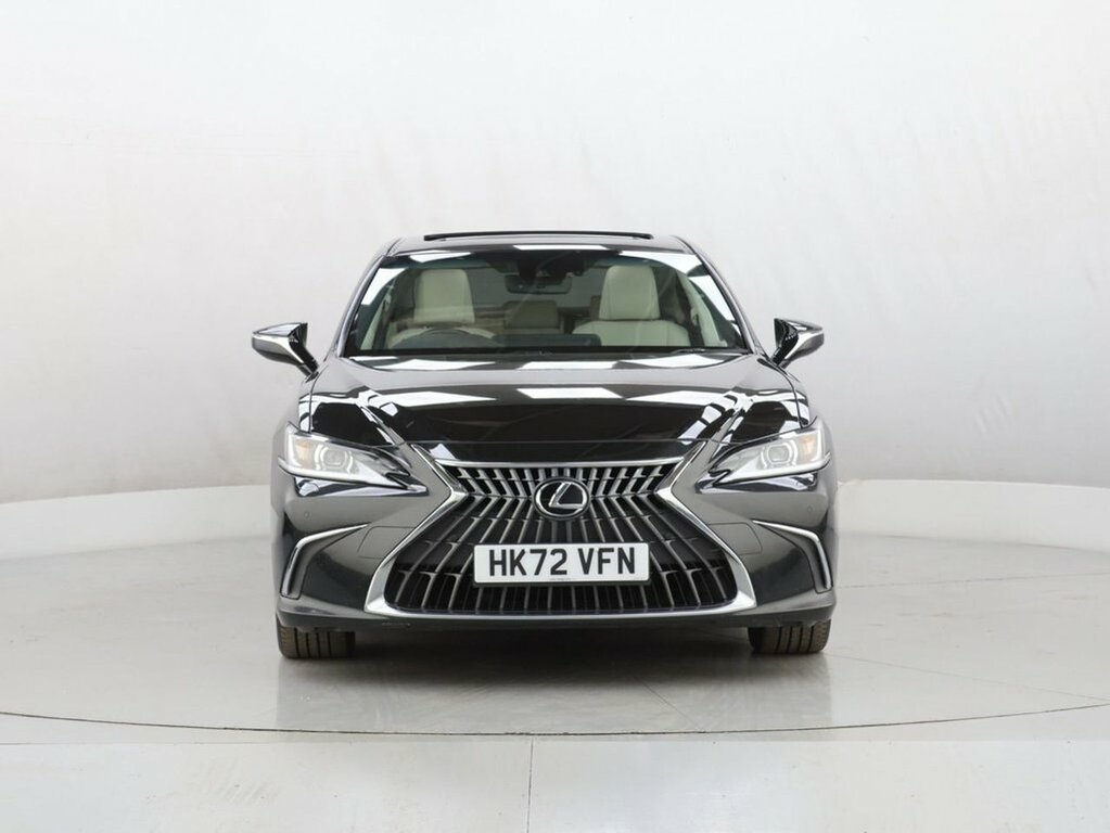 Lexus ES Saloon Black #3
