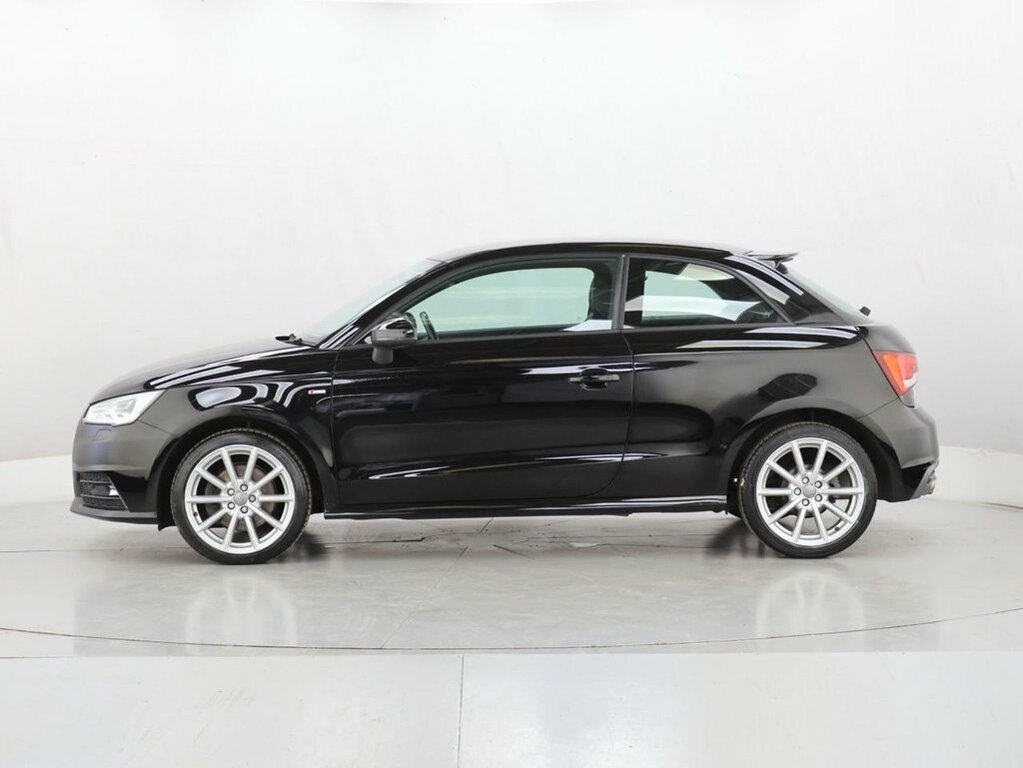 Audi A1 1L S Line BK68KDO Black #4