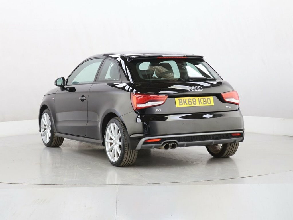 Audi A1 1L S Line BK68KDO Black #5