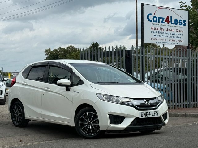 Honda Fit 1.5 Hybrid White #2