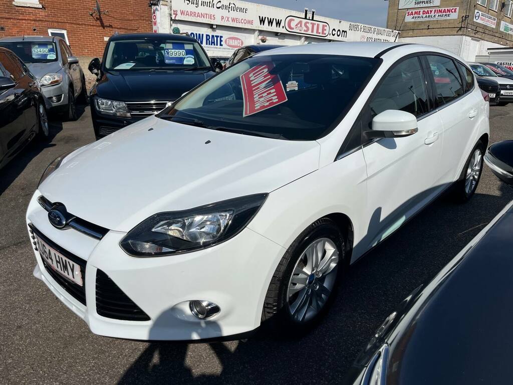 Ford Focus 1.0 125 Ecoboost Titanium Navigator HJ64HMY White #4