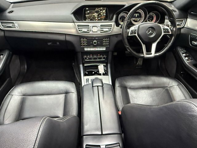 Mercedes-Benz E Class 2016 3.0 E350 V6 Bluetec Amg Night Edition Premiu GX16EAJ Black #6