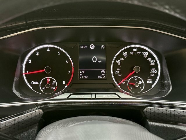 Volkswagen T-Cross Active Grey #10