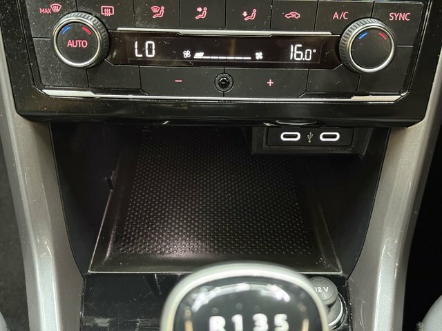 Volkswagen T-Cross Active Grey #32