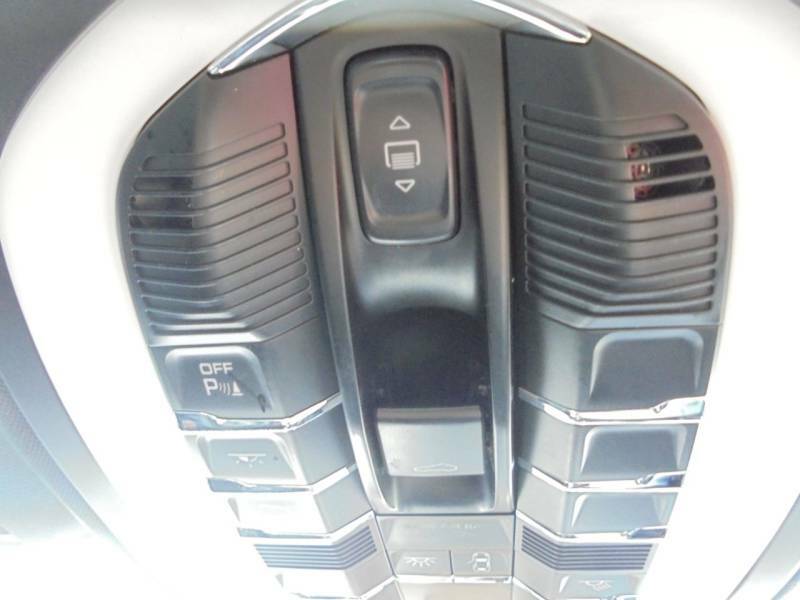 Porsche Cayenne 3L Null Silver #12