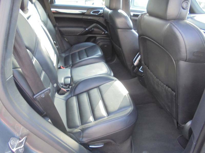 Porsche Cayenne 3L Null Silver #8