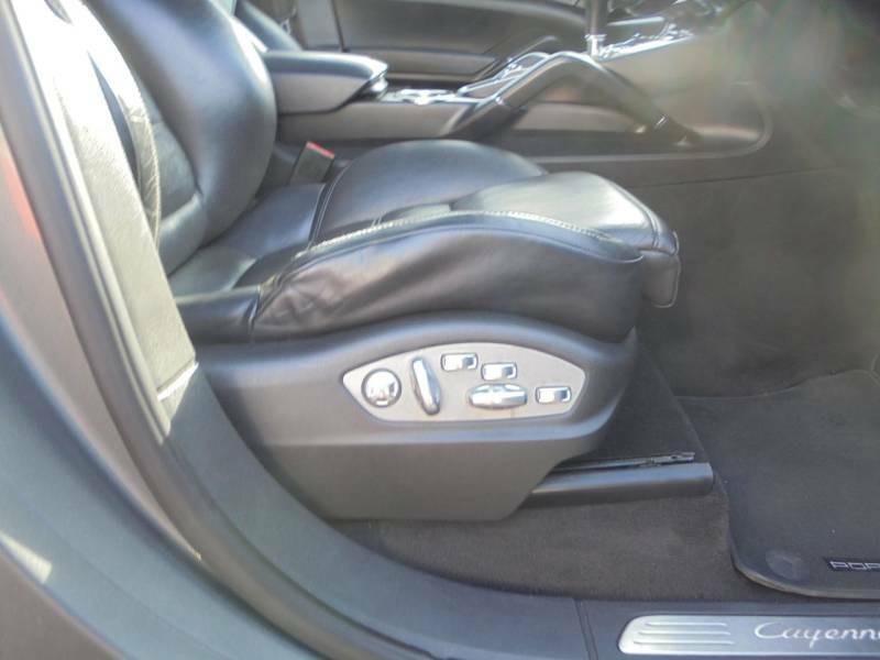 Porsche Cayenne 3L Null Silver #7