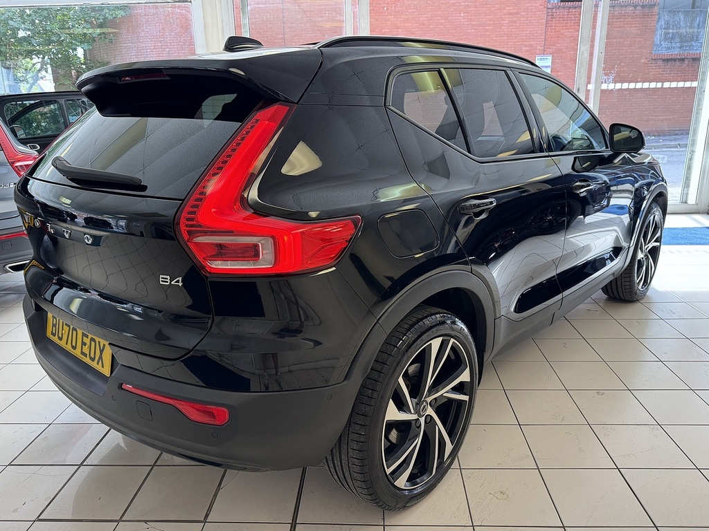 Volvo XC40 B4 Mhev R-design Pro U6486 Ulez Black