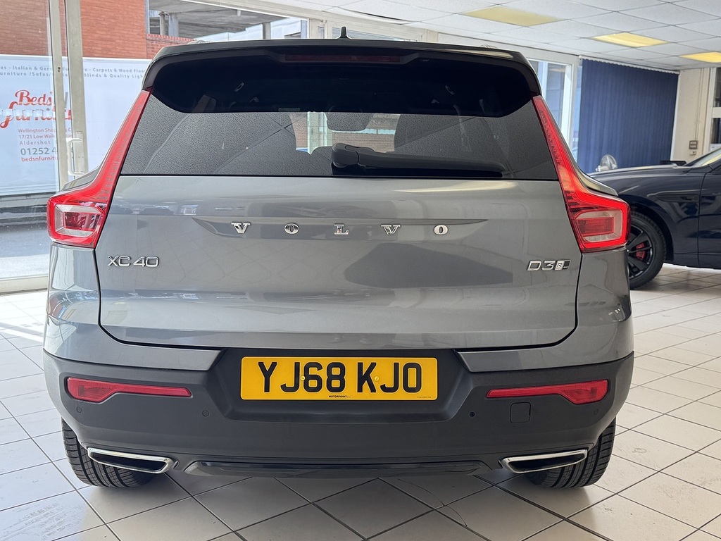 Volvo XC40 D3 R-design U6487 Ulez Grey #4