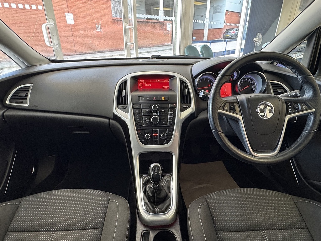 Vauxhall Astra Sri U6356 Ulez White #2