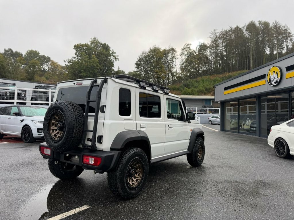 Suzuki Jimny Suv IMP757 White #5