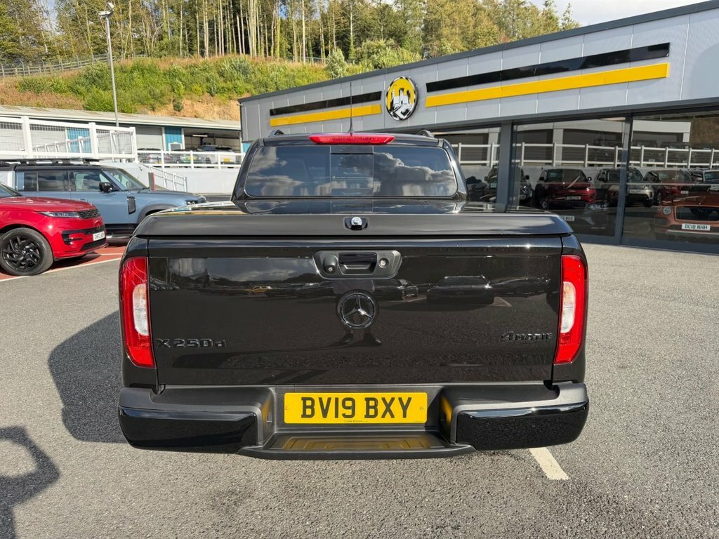 Mercedes-Benz X Class 2.3L Power Black #5
