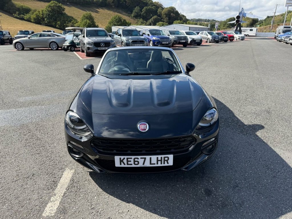 Fiat 124 Spider 1.4L Lusso Plus Black