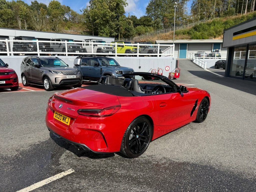 BMW Z4 2L M Sport Red #4