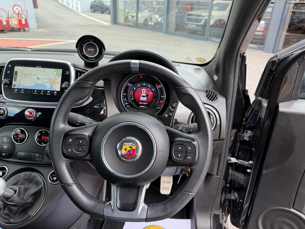 Abarth 595 1.4L Scorpioneoro Black #6