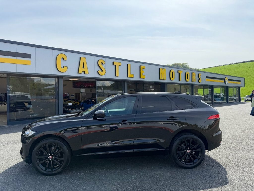 Jaguar F-Pace 2L Chequered Flag Black #3