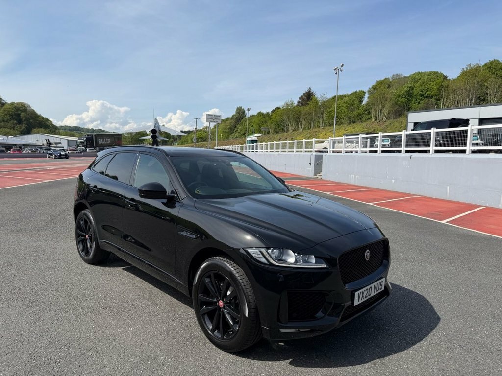 Jaguar F-Pace 2L Chequered Flag Black
