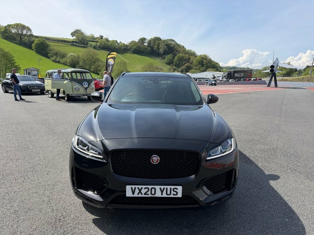 Jaguar F-Pace 2L Chequered Flag Black #2