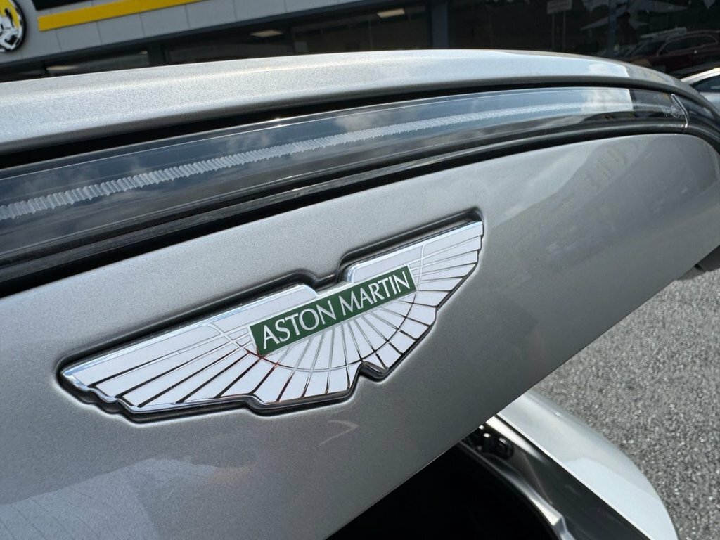 Aston Martin Vantage 4L Null Silver #10