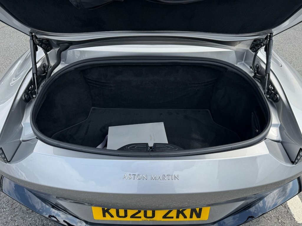 Aston Martin Vantage 4L Null Silver #9