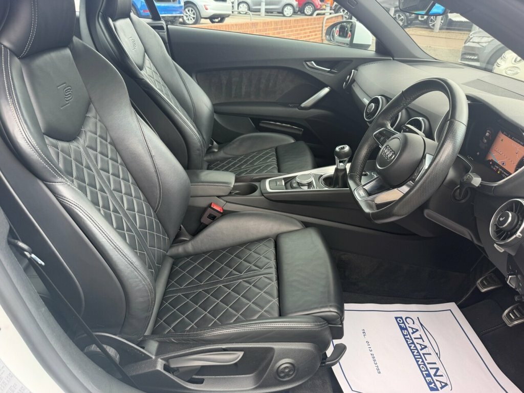 Audi TT 2L S Line MW17TLK White #6