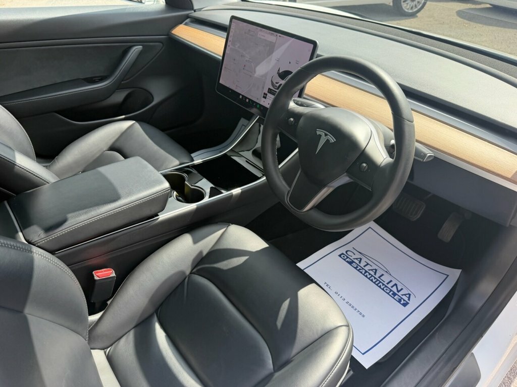 Tesla Model 3 Saloon BG20BWD White #6