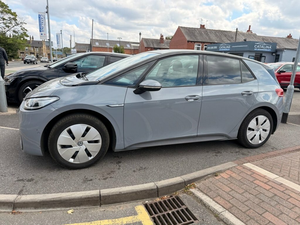 Volkswagen ID.3 Hatchback YB22FBE Grey #4