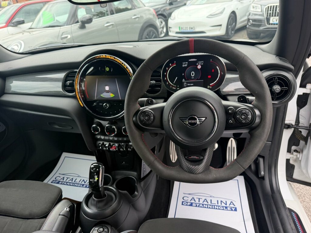 Mini Hatch 2L John Cooper Works MJ73RXF White #4