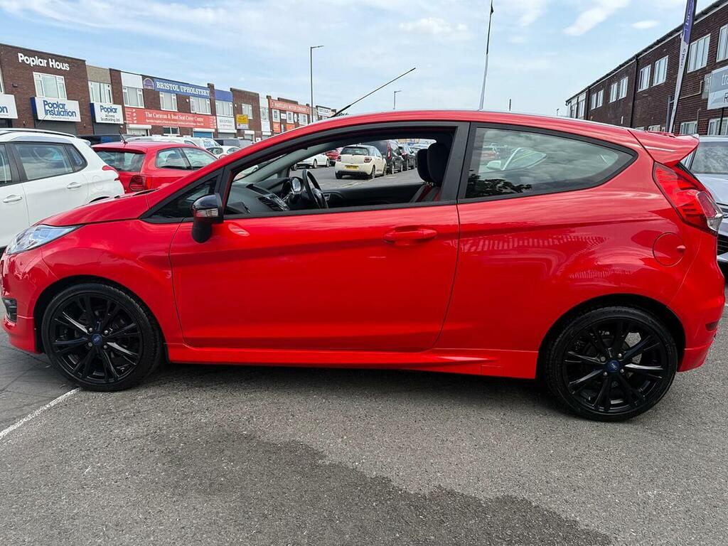 Ford Fiesta 1.0T Ecoboost Zetec S Red Edition Hatchback Pe WF15LGE Red #4