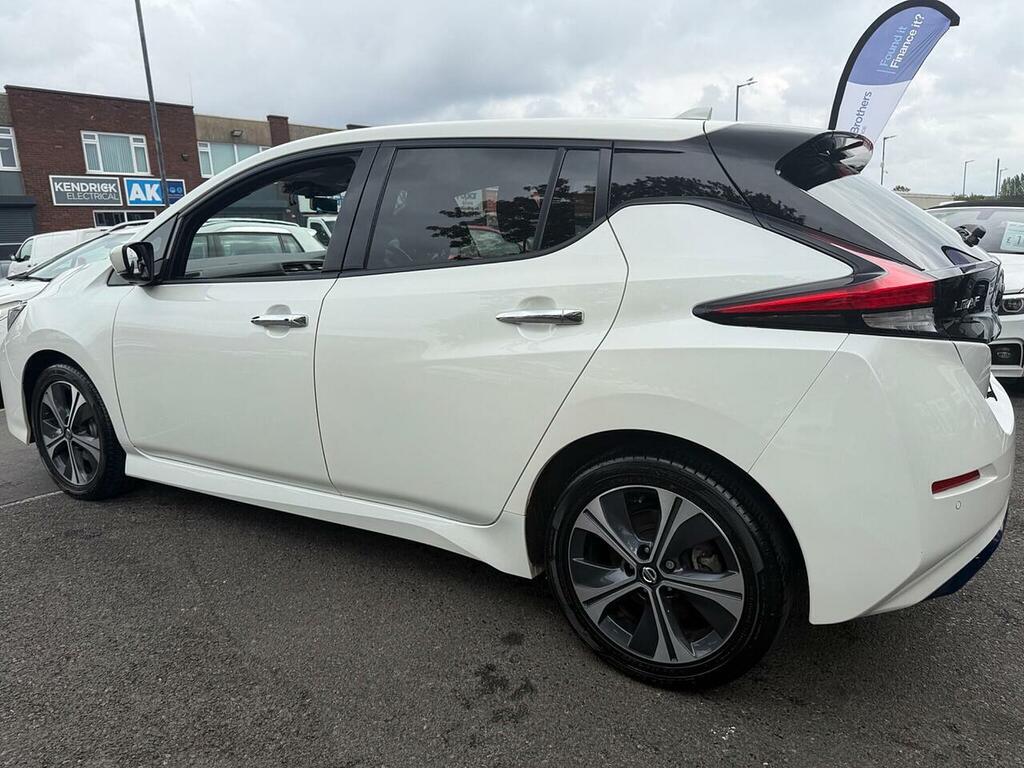 Nissan Leaf 40Kwh Tekna Hatchback 150 Ps WG70TWD White #6