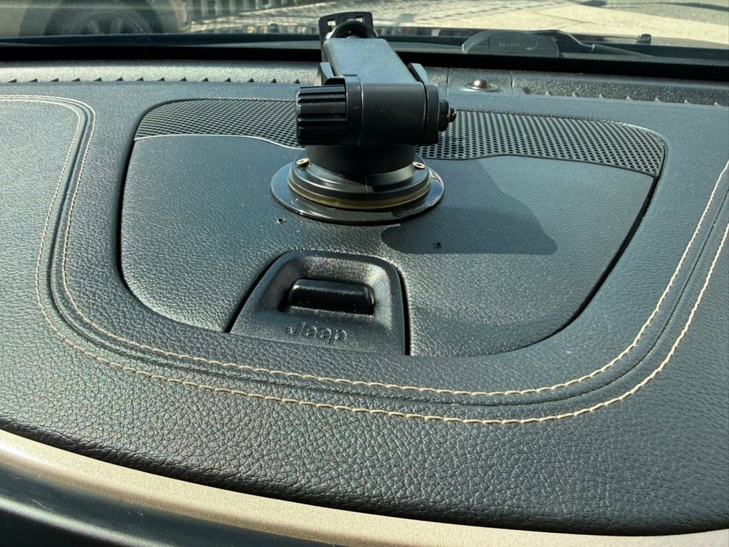 Jeep Cherokee 2L Null Grey #28
