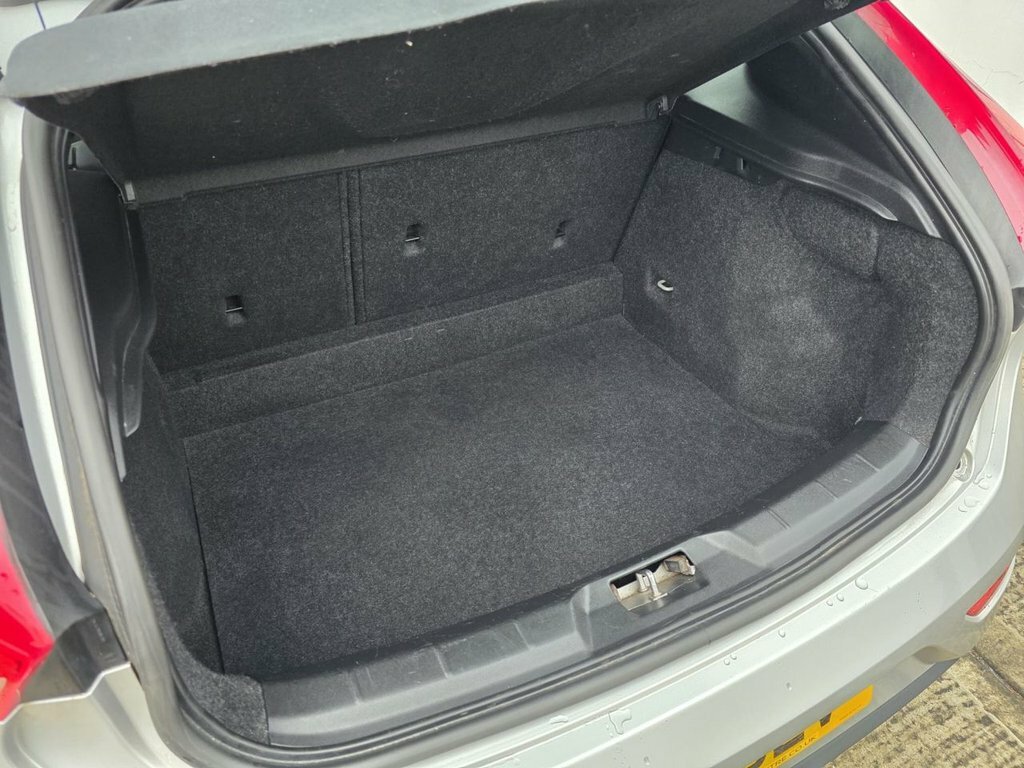 Volvo V40 2L Se ND15SLV Silver #6
