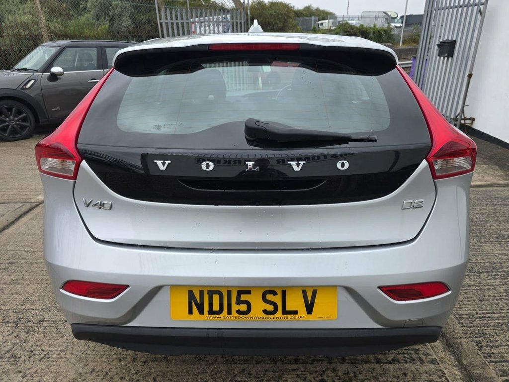 Volvo V40 2L Se ND15SLV Silver #4